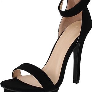 Clean Women’s black sparkling heels